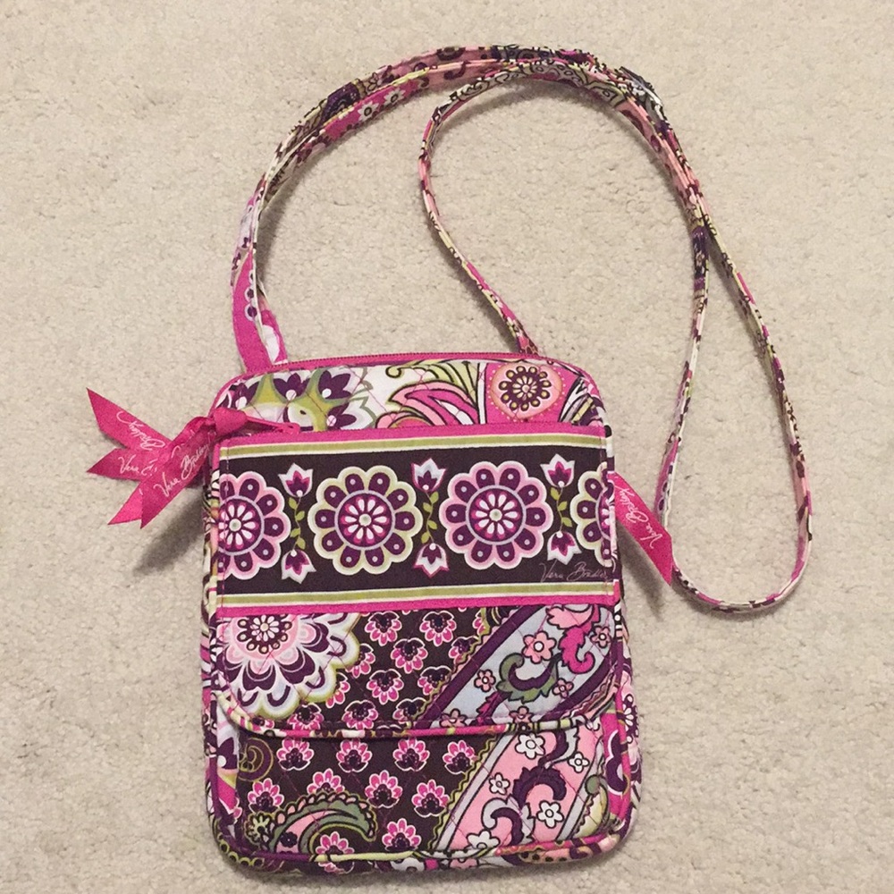 Vera Bradley crossbody bag (in great condition)!